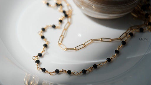 Black agate chocker-close up