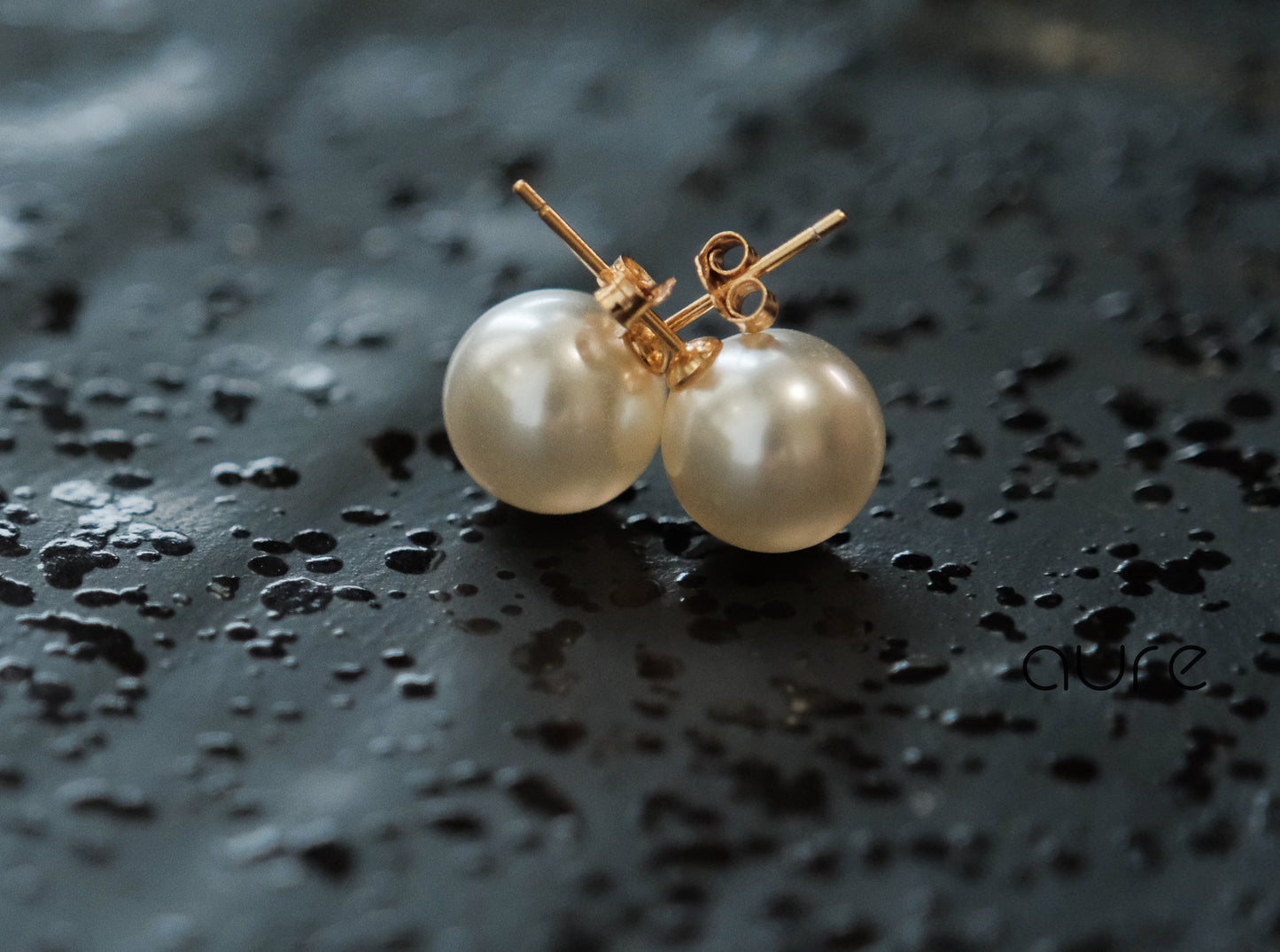 Perfect pearl earrings-full look