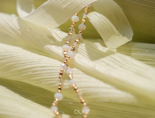 White clear crystal clear quartz beaded necklace